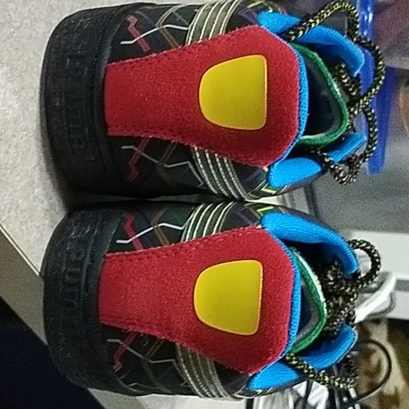 Dee n Ricky Pumas - Picture 4 of 4